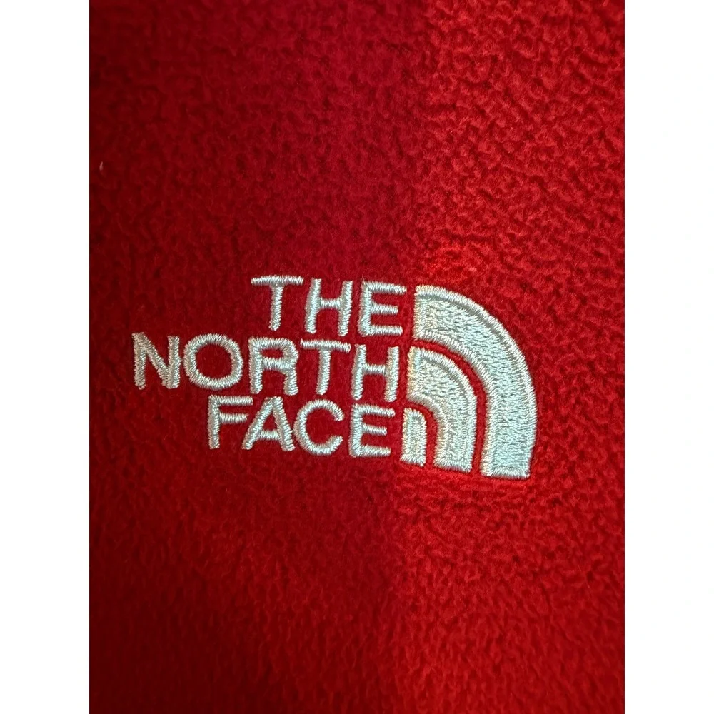 The North‎ Face TKA 100 Fleece Pullover Mens Medium Red Quarter Zip Sweater